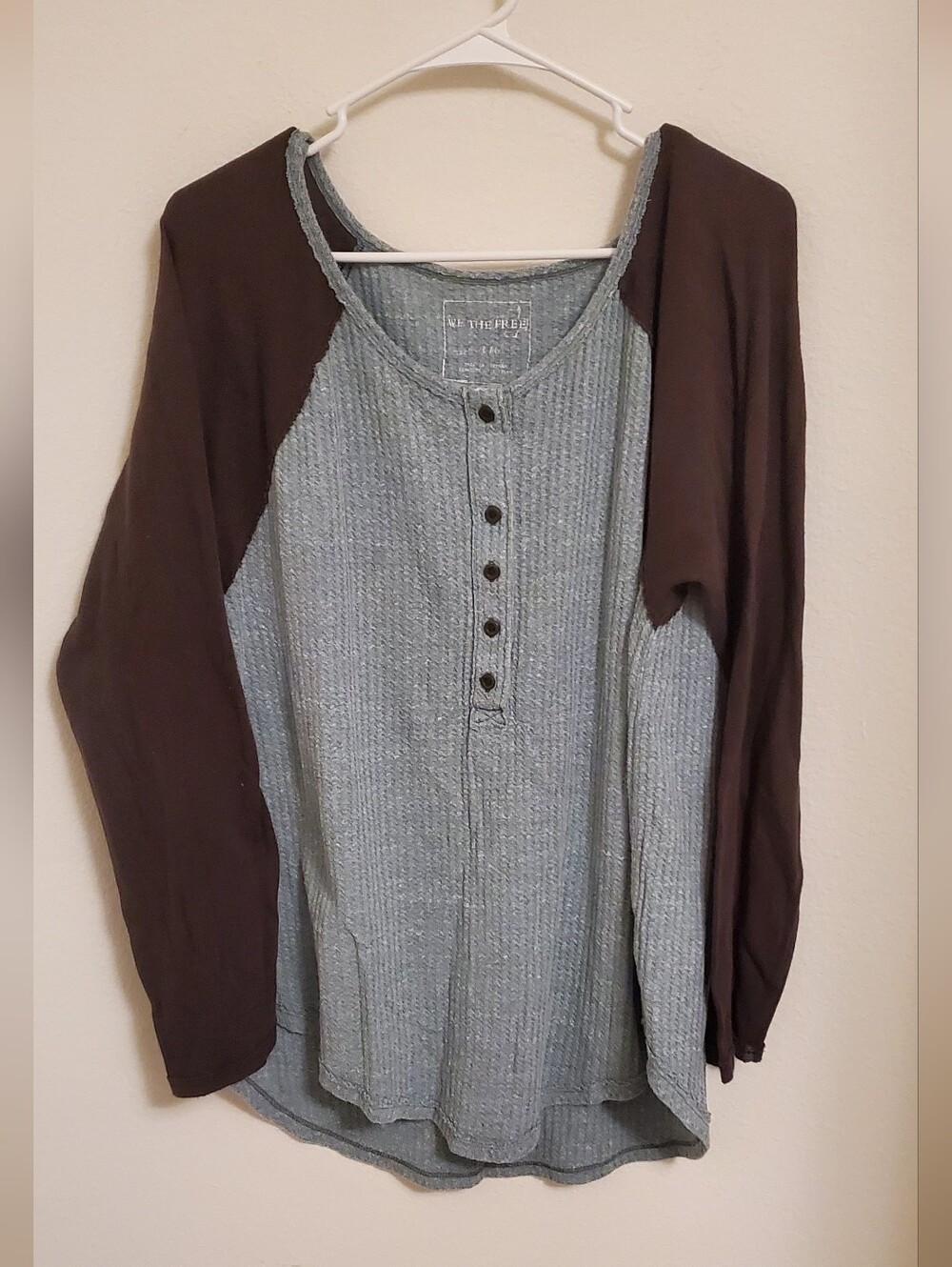 We The Free Women's Waffle Knit Henley Shirt Size Large